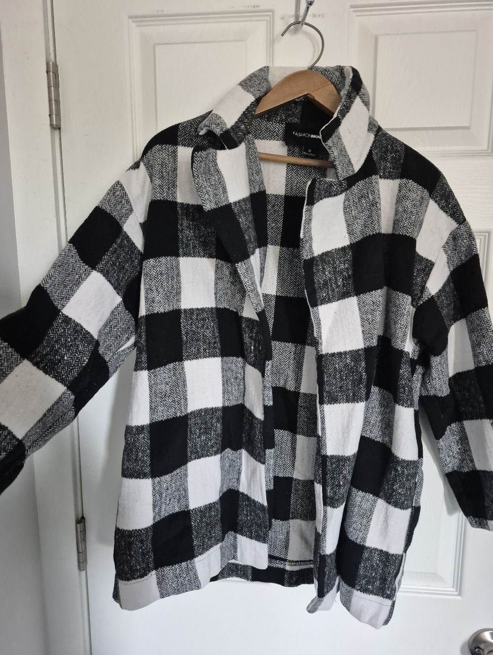 Fashion Nova Black & White Buffalo Plaid Jacket